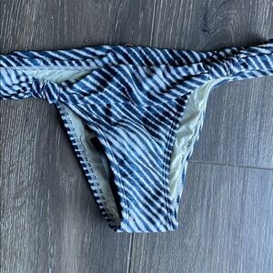 Vix Bia Tube Bottom Striped Blue White Size Small